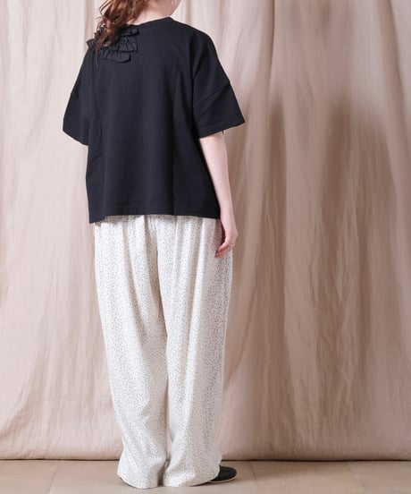 【UNIVERSAL SEVEN】クラシック天竺 ネックフリルTシャツ/US261CT021