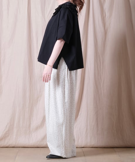 【UNIVERSAL SEVEN】クラシック天竺 ネックフリルTシャツ/US261CT021