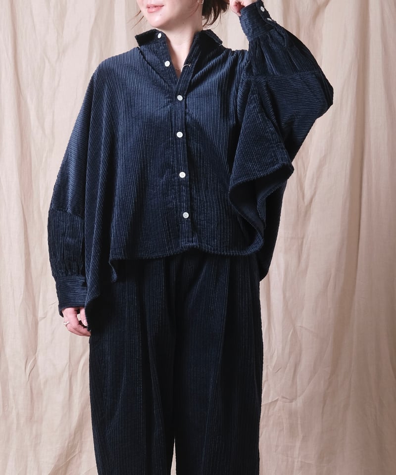 UNIVERSAL TISSU コーデュロイ長袖シャツ UNIVERSAL TISSU コーデュロイ長袖シャツ UNIVERSAL TISSU