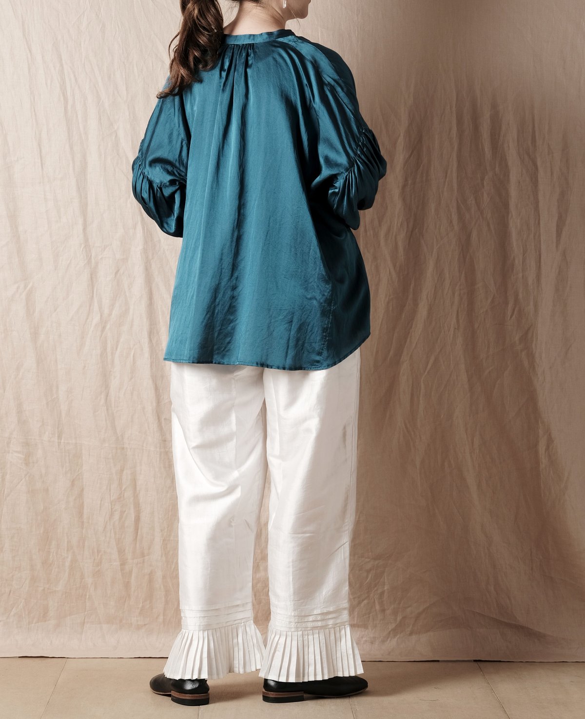 suzuki takayuki】puff-sleeve blouse/A241-05 | c suzuki takayuki】puff-sleeve blouse/A241-05 | c