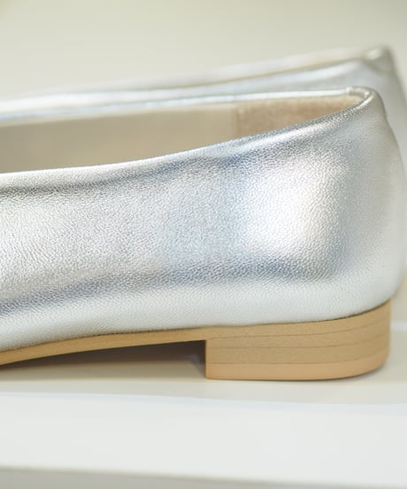【DELMONACO】Tate-pumps/silver