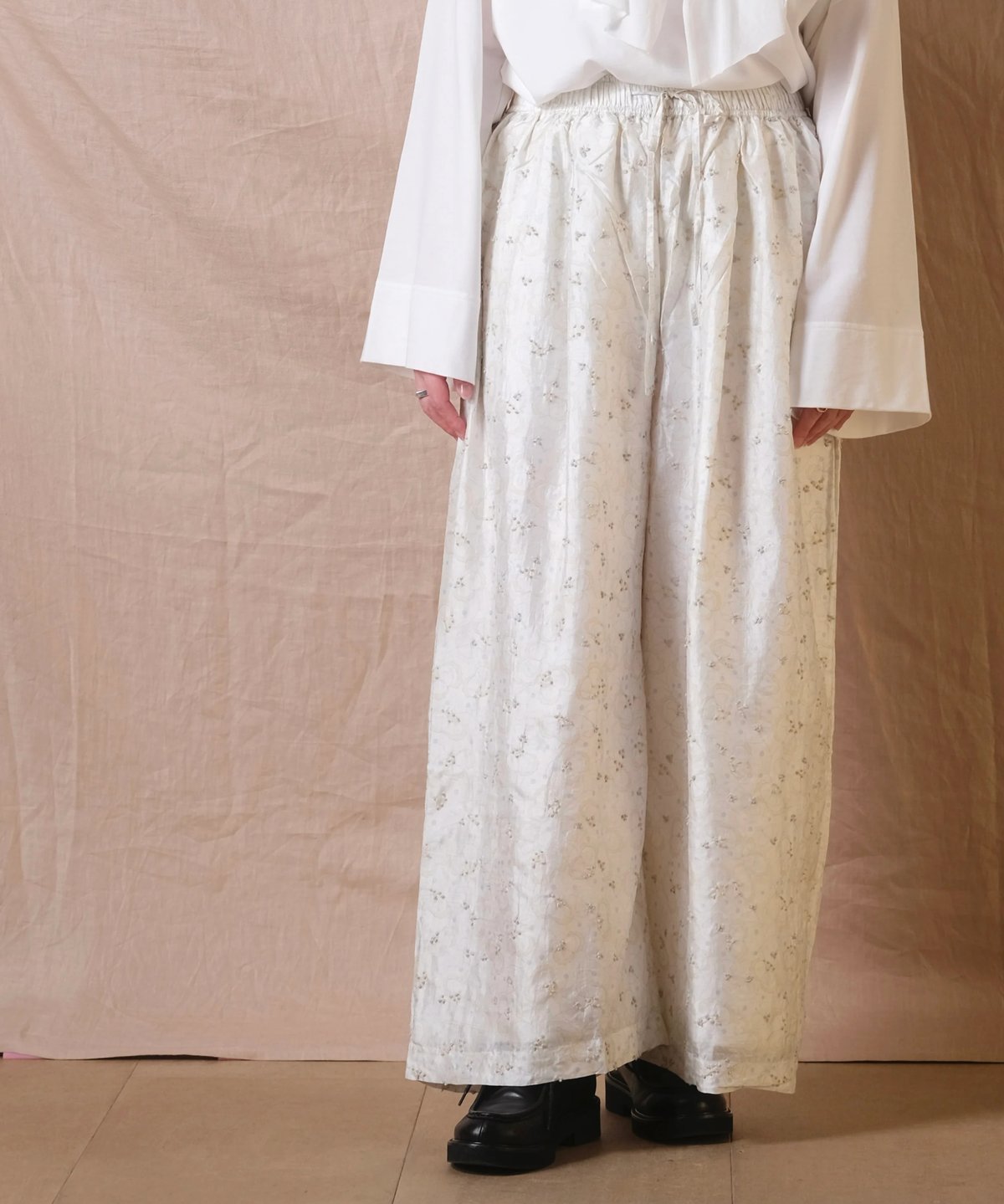BUNON】Embroidery Tuck pants /BN2467 | cocuu BUNON】Embroidery Tuck pants /BN2467 | cocuu
