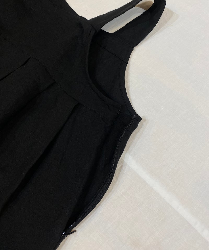 UNIVERSAL TISSU】トリプルワッシャーリネン タックサロペットパンツ