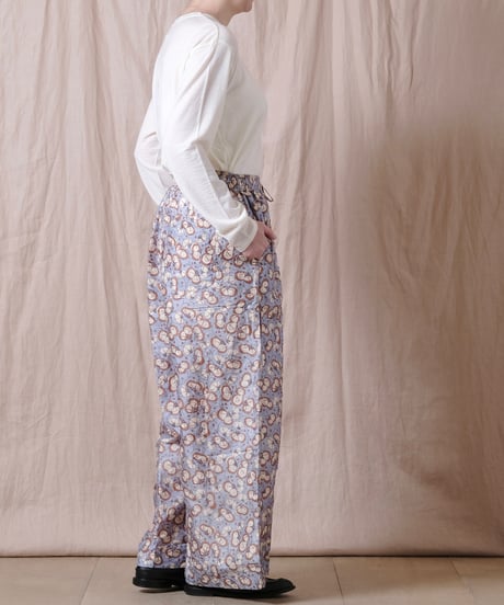 【BUNON】Embroidery Tuck pants