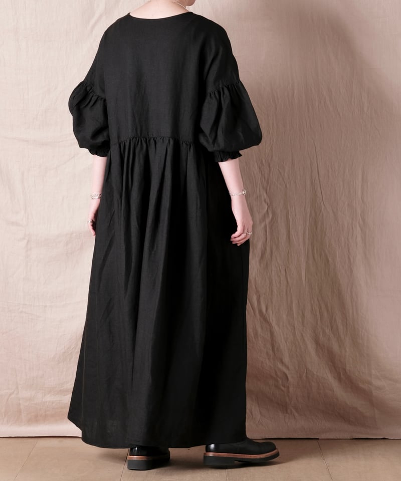 UNIVERSAL TISSU】トリプルワッシャーリネン Vネックワンピース
