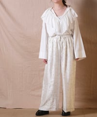 【BUNON】Embroidery Tuck pants /BN2467