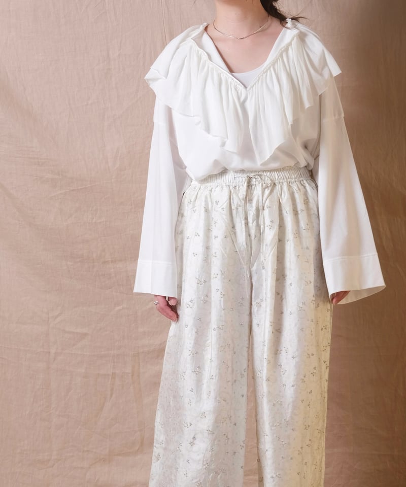 Shida フリルネック長袖ホワイトトップス shida】frill skipper pullover | cocuu
