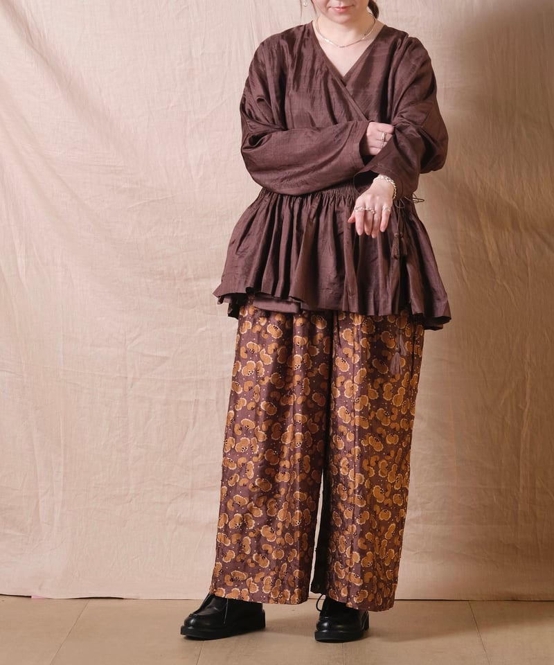 BUNON】Embroidery Cache-coeur Blouse | cocuu