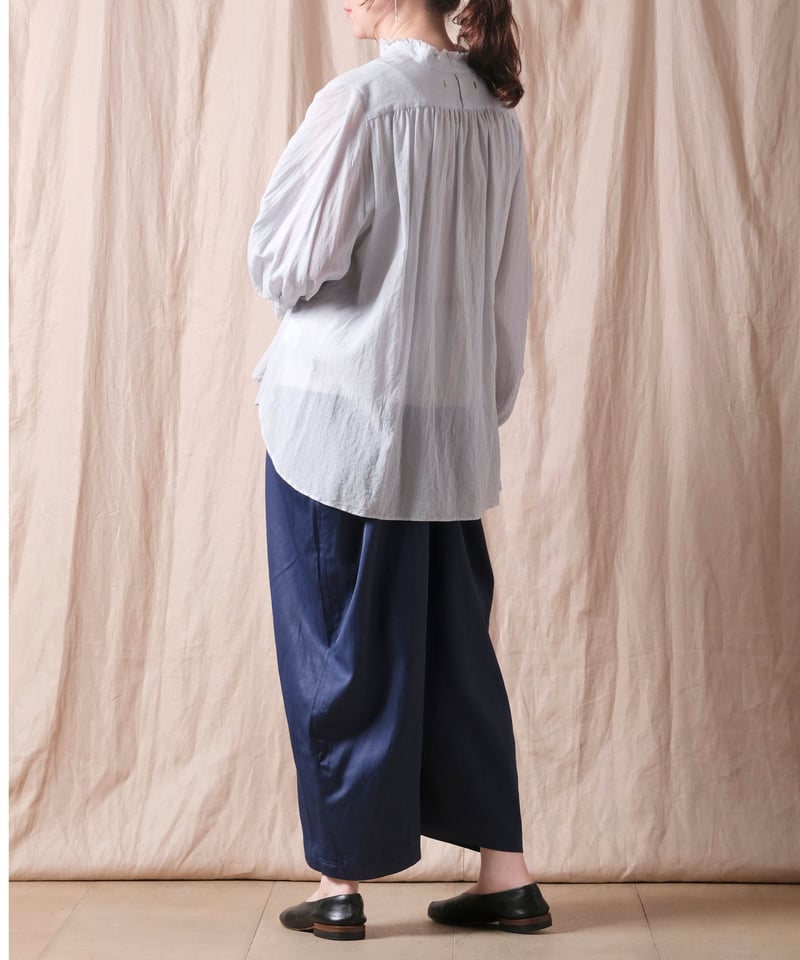 suzuki takayuki】bishop-sleeve blouse | cocuu
