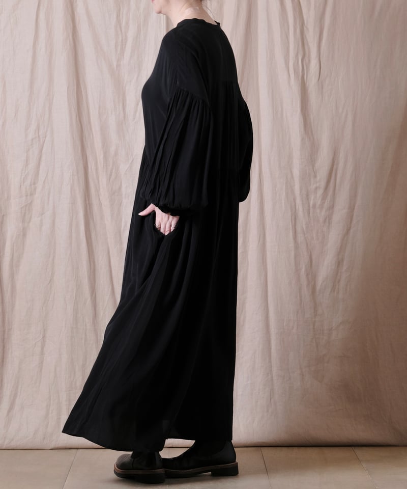 PARIS DE AOUNE】バンドカラーギャザーワンピース/PA253OP015 | cocuu