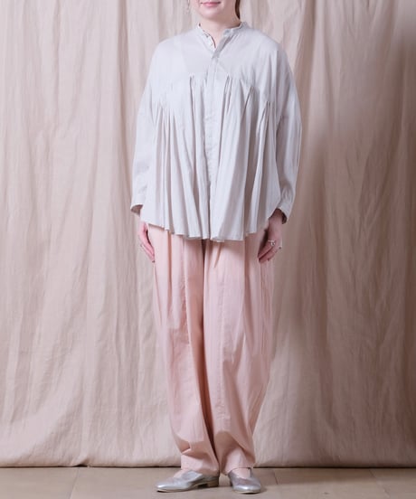 【suzuki takayuki】tucked cape blouse