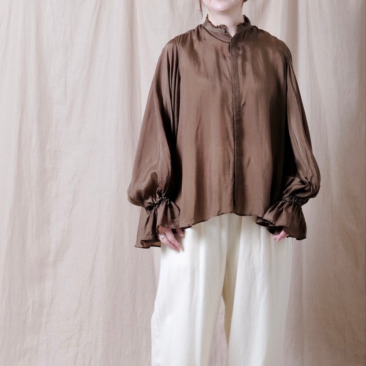 【新品】suzuki takayuki　bishop sleeve blouse suzuki takayuki】 bishop-sleeve blouse | cocuu