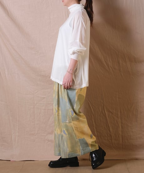 【BUNON】Embroidery Tuck pants