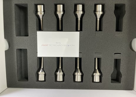 HIGHSPARK JAPAN® 鍛造チタニウム ホイールボルト　5穴