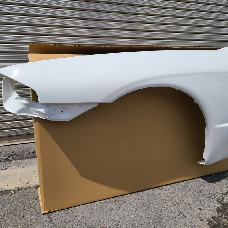 R32 GT-R形状 フロント&リアフェンダーセット(送料込) | mature R32 GT-R形状 フロント&リアフェンダーセット(送料込) | mature