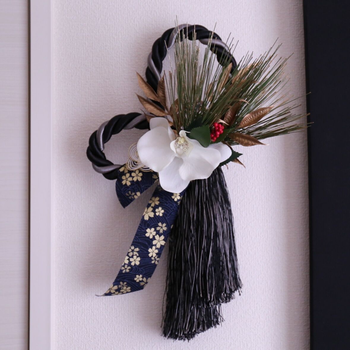 しめ縄“濃墨” | ErvaNote flower design