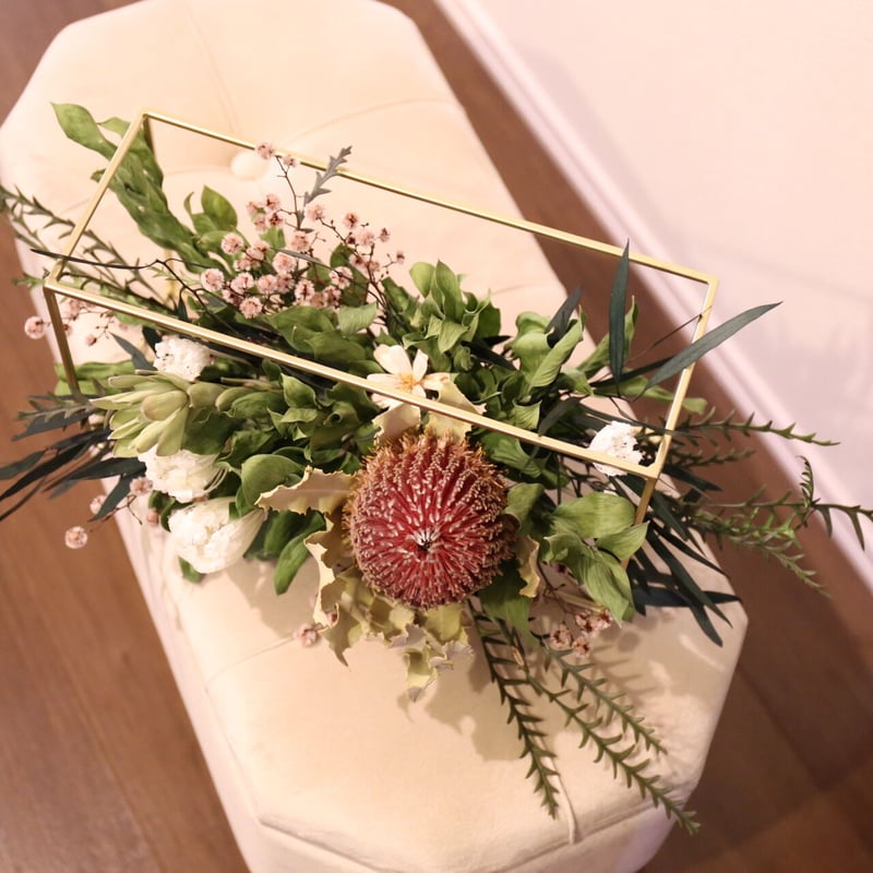 ドライフラワー　フレーム　アレンジメント　バンパス　クレビアゴールド　バンクシア ドライフラワー フレーム アレンジメント バンパス クレビア