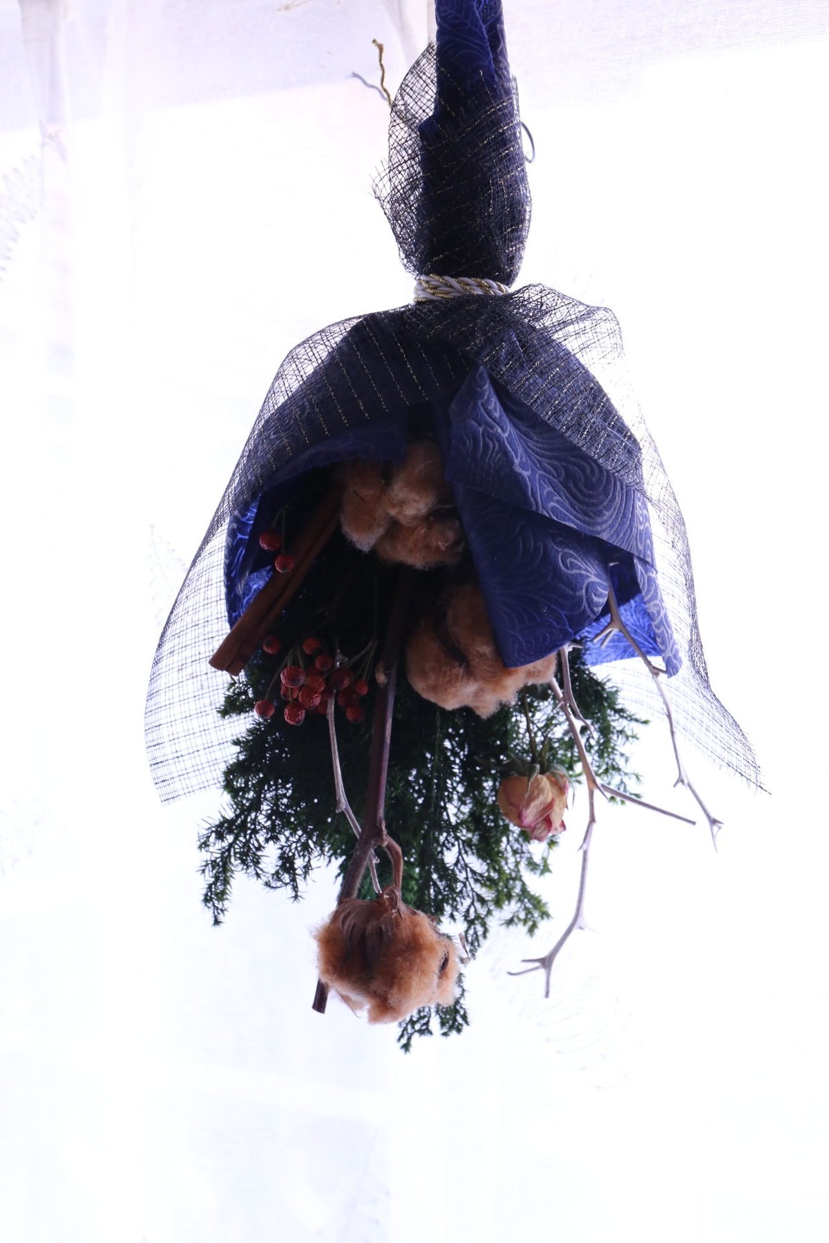 コットンフラワーのクリスマススワッグ(ブラウン) | ErvaNote flower