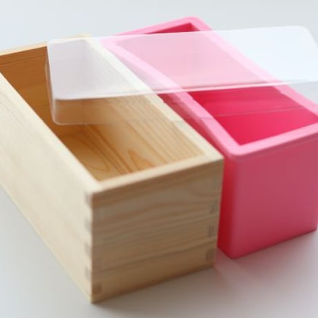木箱付きのシリコンモールド（Sサイズ）蓋つき