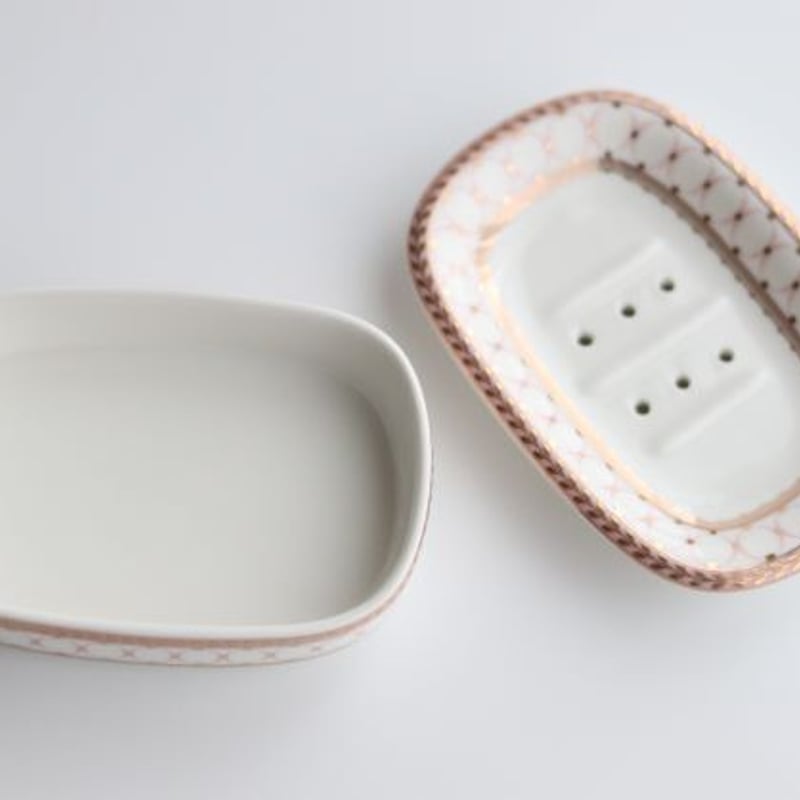 エレガントな陶器石けん置き | Happy Soaping