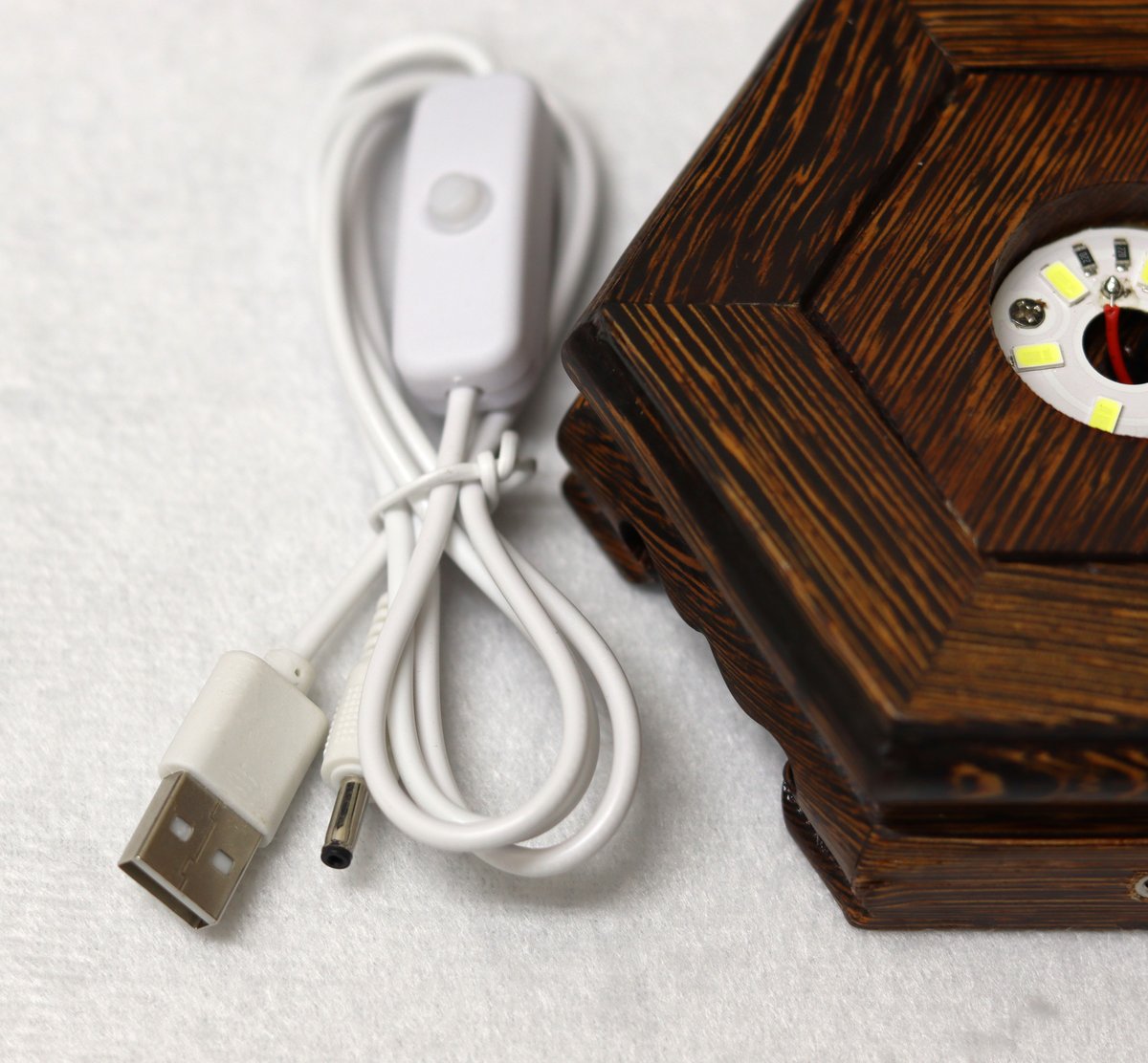 水晶 台座 ディスプレイ 木製 LEDライト dz-05 | Happy Soaping