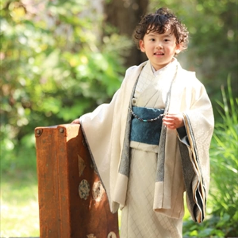 五歳-1 伊織くん 羽裏 辛子タイプ （モデルの男の子はグレーを着てい