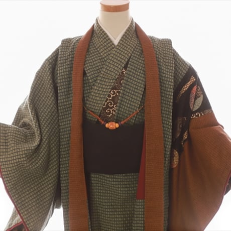 5歳男の子　いちごちゃんセット　モスグリーン　羽織セット　中古