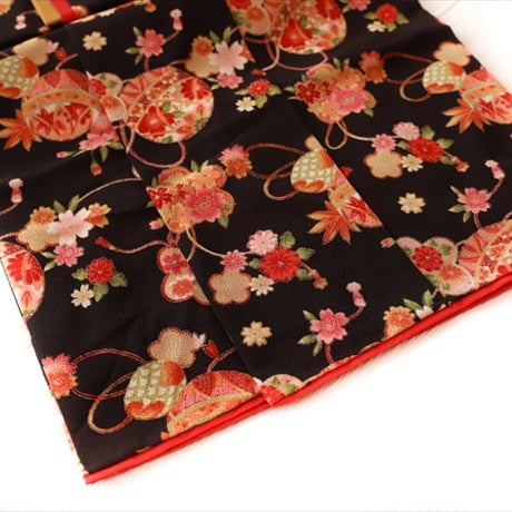 3歳　いちごちゃんセット　黒花　被布セット（中古）