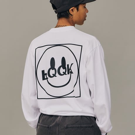 LQQK STUDIO SMILEY LOGO POCKET TEE WHITE