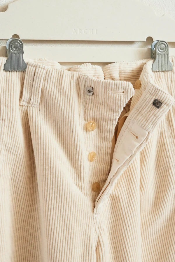 ARCHI:TAPERED CORDUROY PANTS | BTR