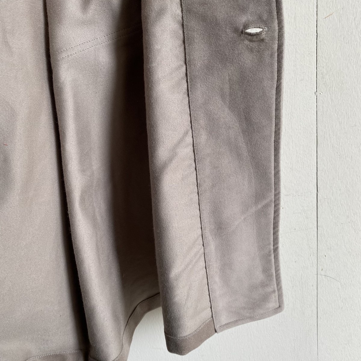 Yarmo Lab Coat（ Taupe ） | BTR