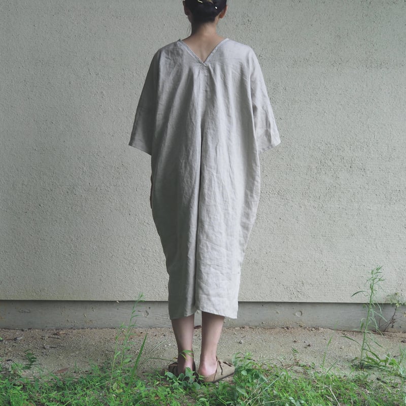 貫頭衣ワンピース（袖付、ecru） | sowght STORE