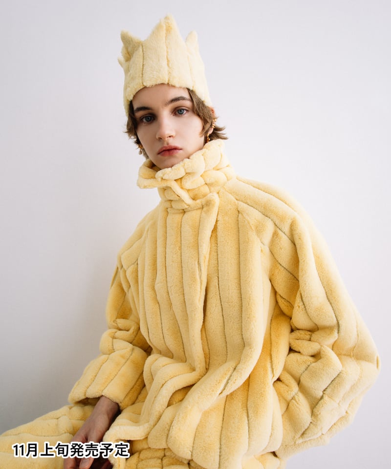 フェイクファー　コート　アイボリー　レザーバックル　M　着丈58㎝　袖丈54㎝ フェイクファー コート アイボリー レザーバックル M 着丈58