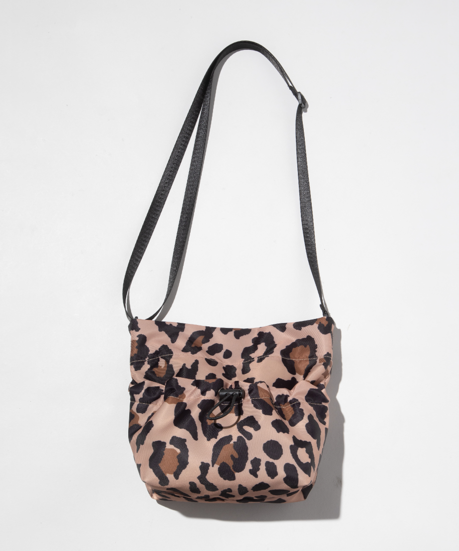 撥水】アニマル柄ショルダーバッグ（S）【WCJ-GA-037BEG】 | WCJ OFFIC