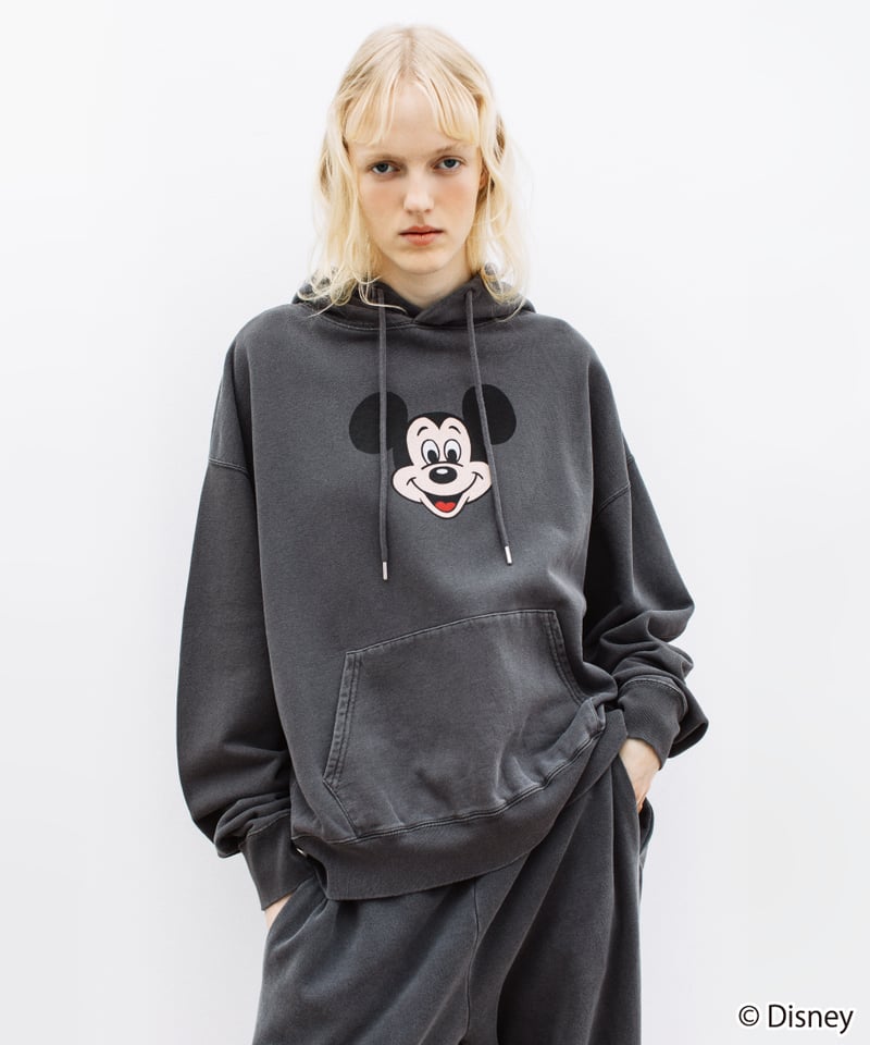 Disney / SWEAT HOODIE(ミッキー)【WCJ-NA-052BLK01】 |
