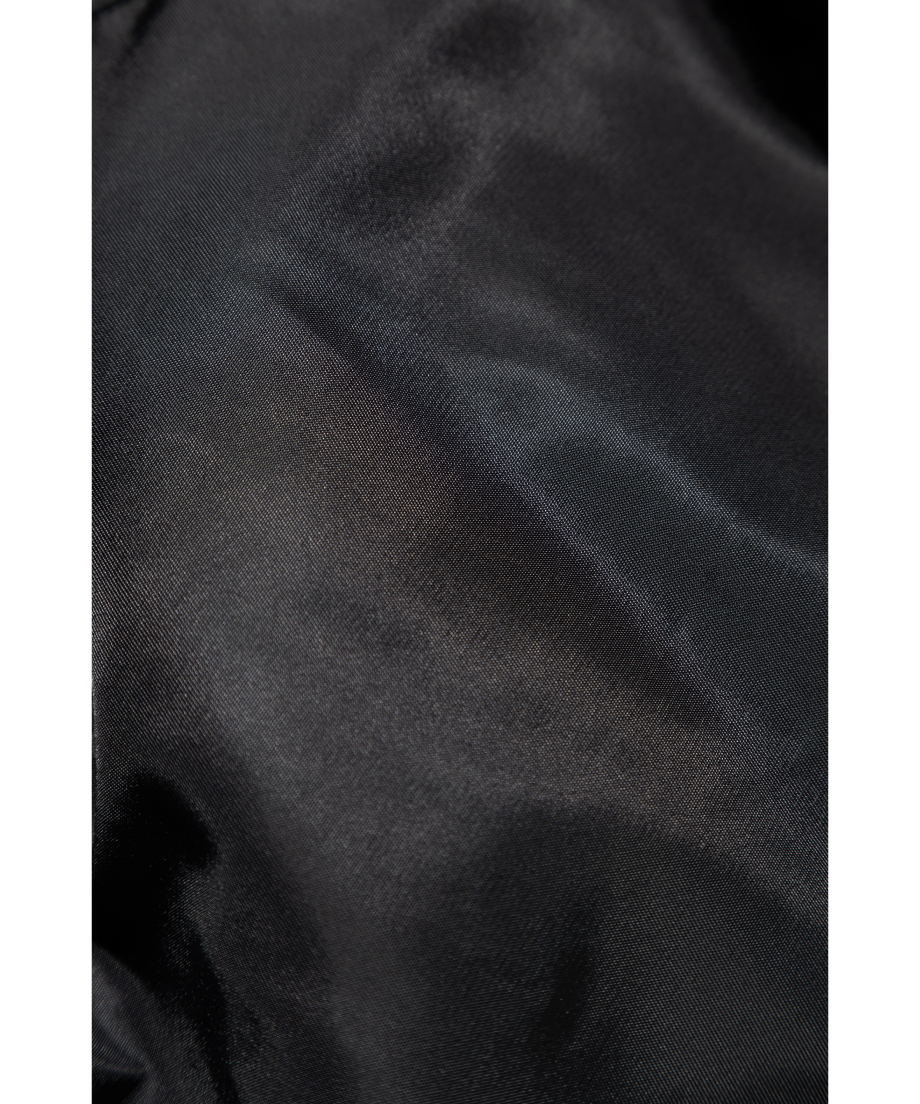 694b609539389215a811e776