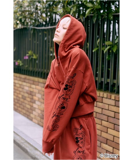 Disney / SWEAT ZIP HOODIE(ミッキー&ミニー)【WCJ-TD-062RED26】