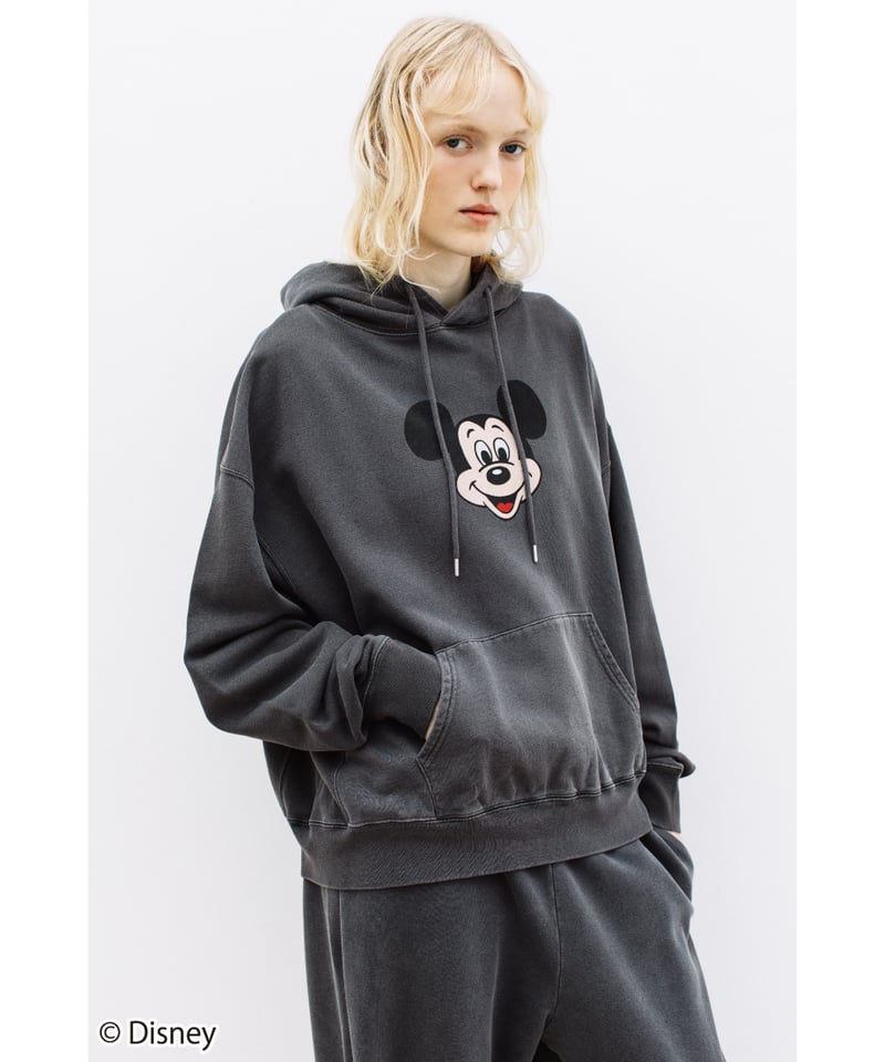 Disney / SWEAT HOODIE(ミッキー)【WCJ-NA-052BLK01】 |