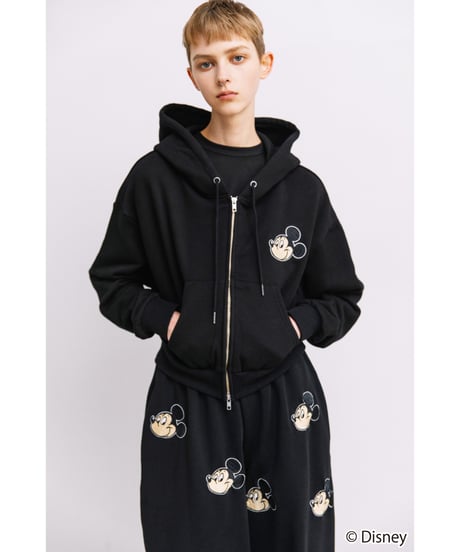 Disney / EMBROIDERY ZIP HOODIE(ミッキー)【WCJ-TD-044BLK01】