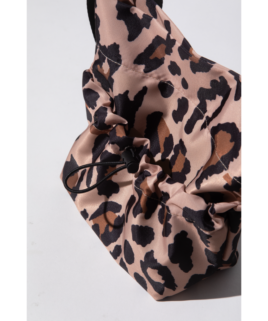 撥水】アニマル柄ショルダーバッグ（S）【WCJ-GA-037BEG】 | WCJ OFFIC