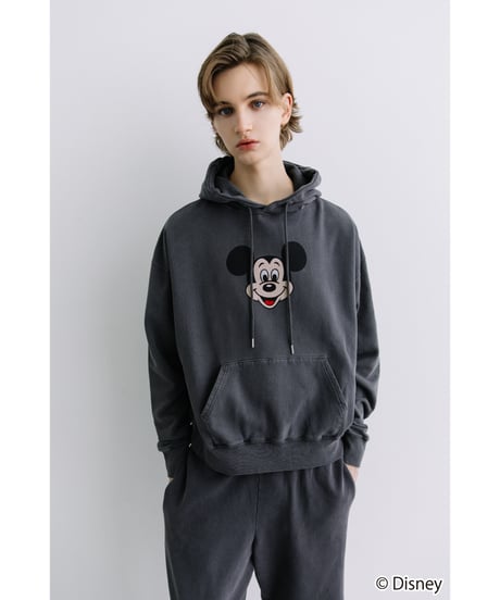 Disney / SWEAT HOODIE(ミッキー)【WCJ-NA-052BLK01】