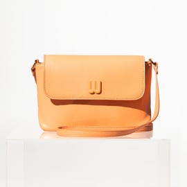 【新品】WCJ ギャザー加工 2wayショルダーバッグ ベージュ 新品】WCJ ギャザー加工 2wayショルダーバッグ ベージュ - メルカリ