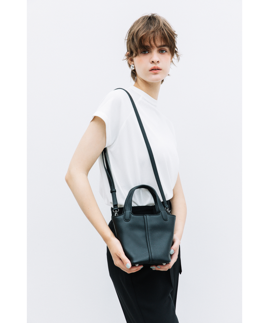 WCJ バンドバッグ ショルダーストラップ付き ブラック 2way