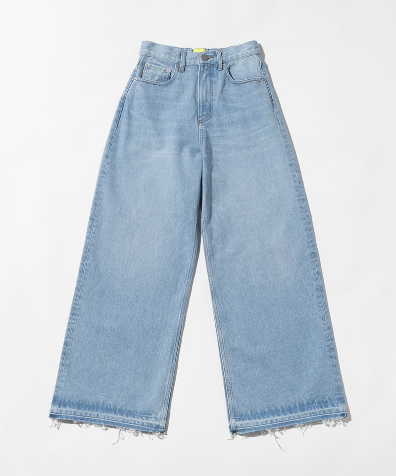 裾フリンジデニムパンツ【WCJ-GM-025LBU】※2月24日以降順次発送予定