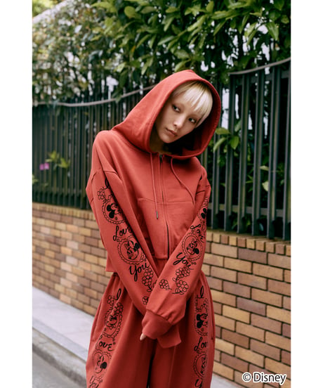 Disney / SWEAT ZIP HOODIE(ミッキー&ミニー)【WCJ-TD-062RED26】