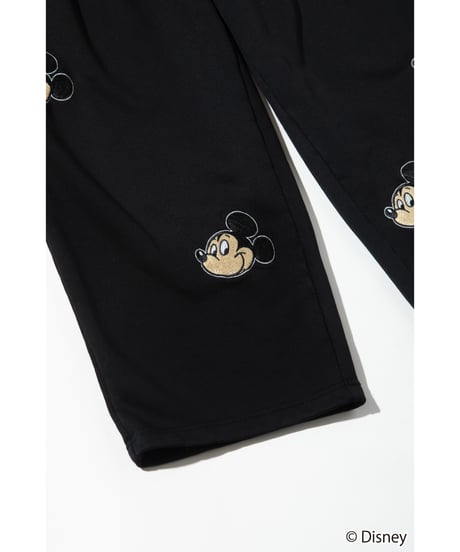 Disney / EMBROIDERY SWEAT PANTS(ミッキー)【WCJ-TD-045BLK01】