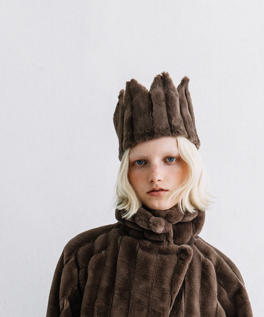 BLACKUP コールターヘビーファーフードジャンパー ブラウン BLACKUP コールターヘビーファーフードジャンパー ブラウン