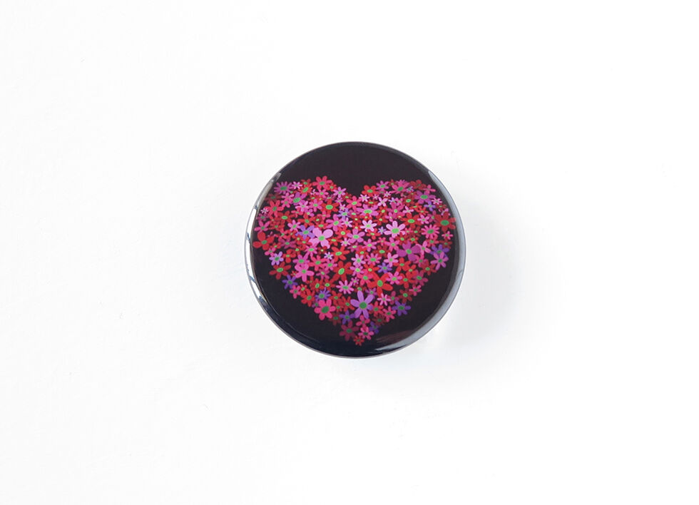 Ø 38mm / Ø 44mm 缶バッジ 'floral shape' | iwasaki