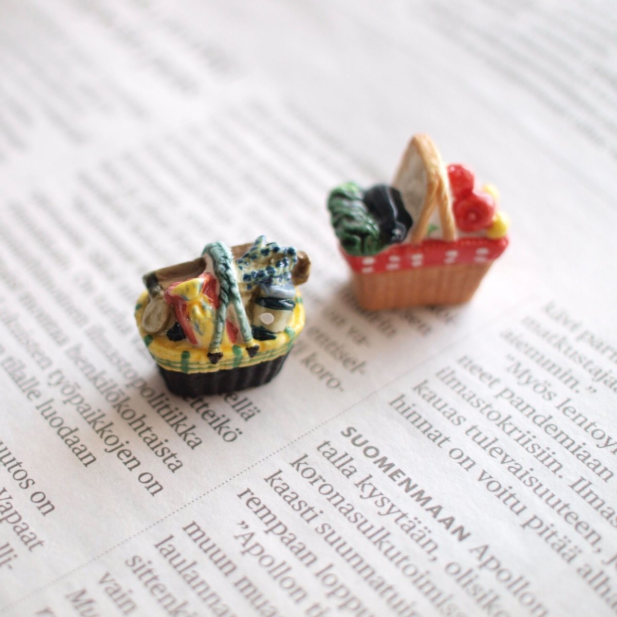 パニエの王様　レア　フェーブ　ヴィンテージ　フェーヴ　ミニチュア　陶器　カゴ パニエの王様 レア フェーブ ヴィンテージ フェーヴ ミニチュア