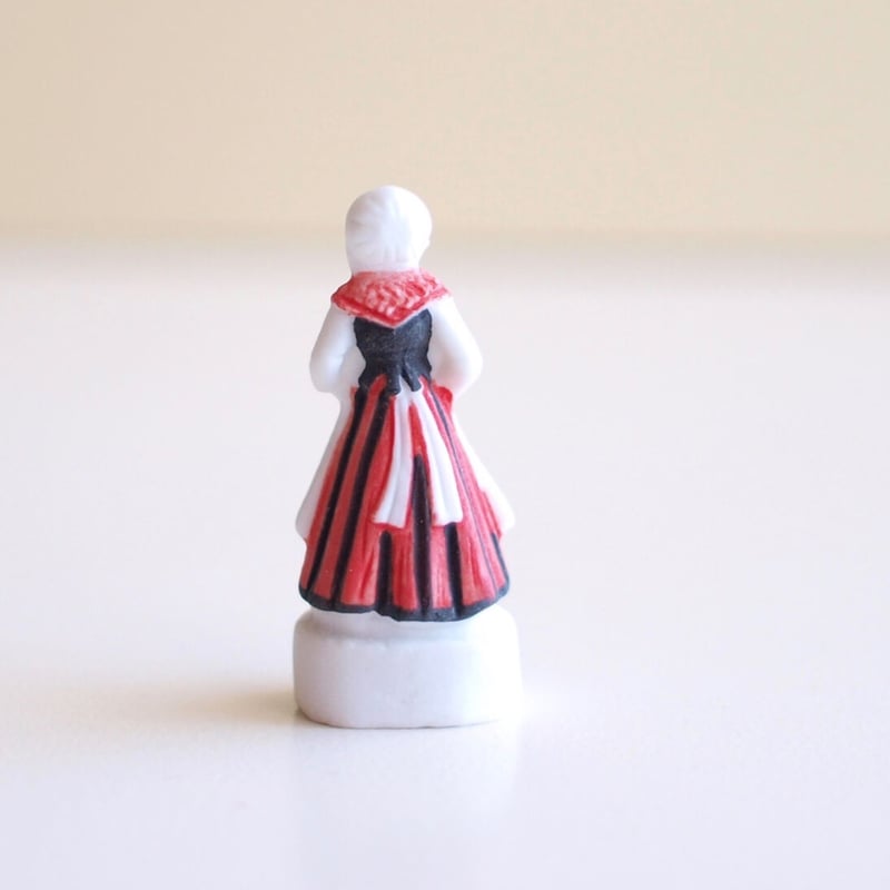 アンティークフェーブ／フランスの民族衣装（ポワトゥーシャラントB